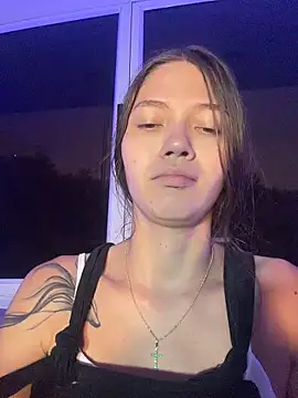 Snapshot of EmmaJhoons chatting on 1, 2, 2026 EmmaJhoons online show from 1, 2, 2026