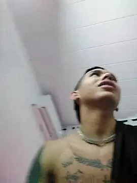 Scook Gray  online show from 28, 2, 2026