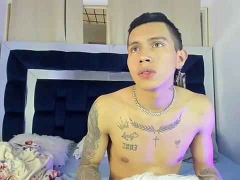 Scook Gray  online show from 13, 3, 2026