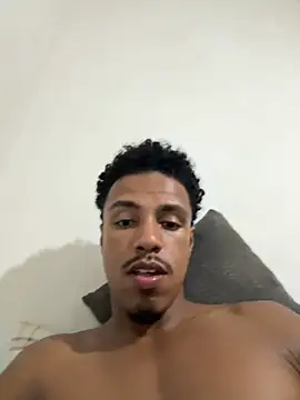 LorenzoBlack27 online show from 22, 3, 2026