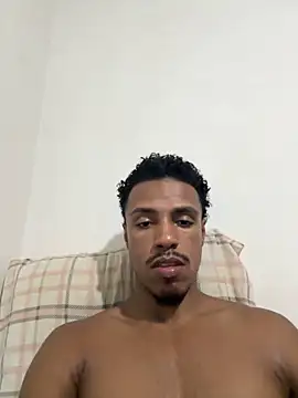 LorenzoBlack27 online show from 17, 4, 2026