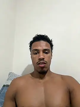 Snapshot of LorenzoBlack27 chatting on 23, 6, 2026 LorenzoBlack27 online show from 23, 6, 2026