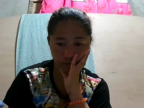 lovelyxxx88 online show from 10, 4, 2026