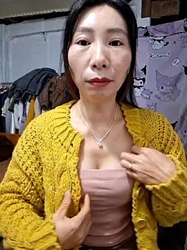 Adela-222 online show from 5, 2, 2026