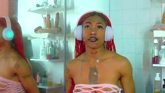 Snapshot of DaniaMarcell chatting on 24, 5, 2026 DaniaMarcell online show from 24, 5, 2026