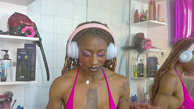 Snapshot of DaniaMarcell chatting on 20, 2, 2026 DaniaMarcell online show from 20, 2, 2026