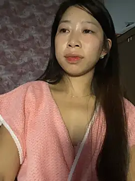 Snapshot of Mayly_lucky2 chatting on 7, 7, 2026 Mayly lucky2 online show from 7, 7, 2026