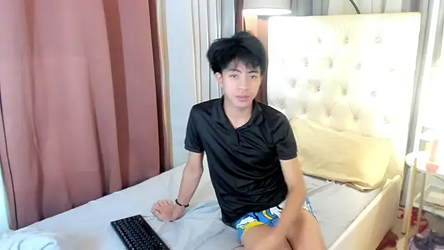davincihugecock online show from 13, 5, 2026