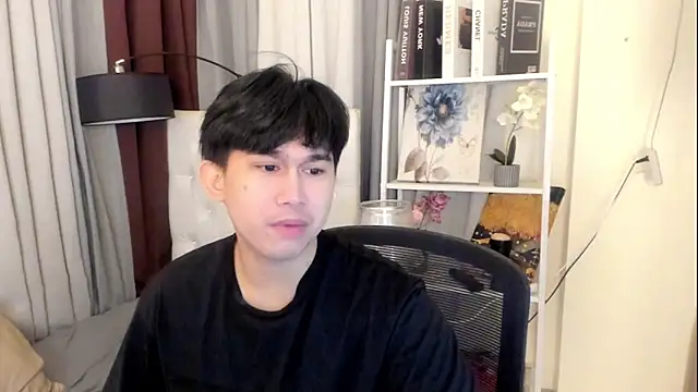 davincihugecock online show from 18, 5, 2026