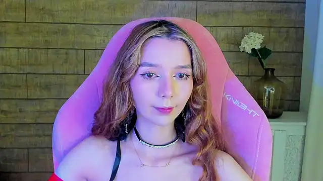 Snapshot of VanessaVienne chatting on 1, 2, 2026 VanessaVienne online show from 1, 2, 2026