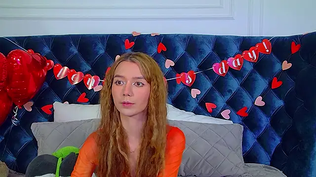 Snapshot of VanessaVienne chatting on 11, 2, 2026 VanessaVienne online show from 11, 2, 2026