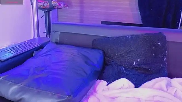 nova salvatore online show from 4, 3, 2026