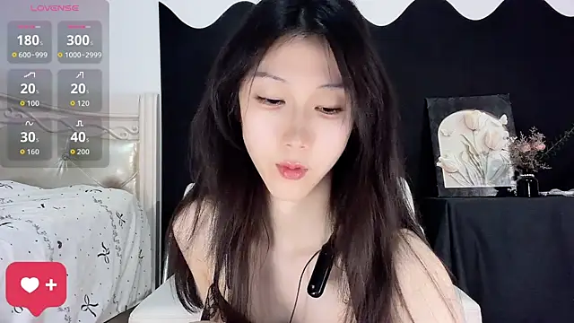 Queenbb88 online show from 12, 7, 2026