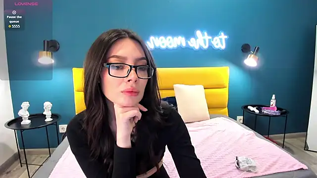 IvyDainty online show from 2, 4, 2026