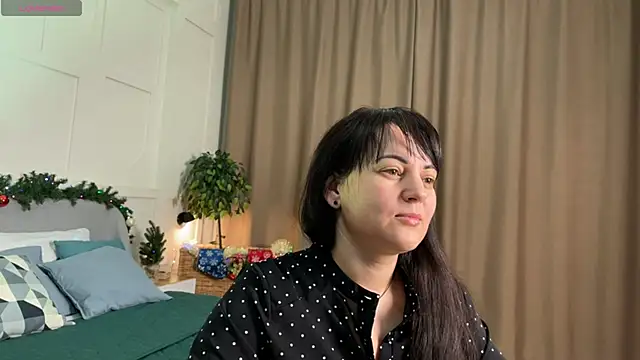  SilkyShadow  online show from 15, 1, 2026