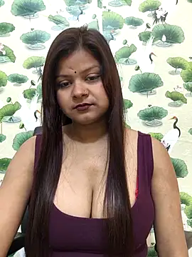 Attractive Queen  online show from 6, 2, 2026