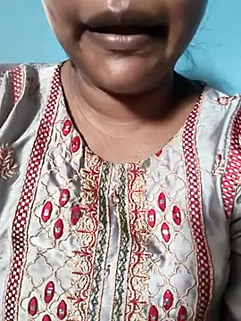 Desi Nil pori online show from 21, 4, 2026