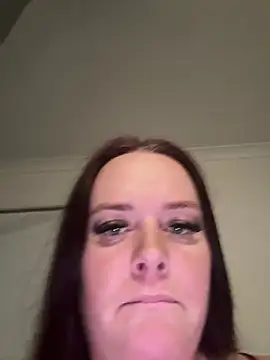 carinabro10 online show from 7, 5, 2026