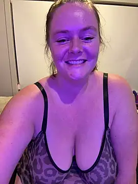 carinabro10 online show from 29, 3, 2026