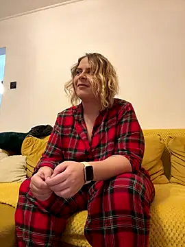 Luna-Bbw92 online show from 8, 1, 2026