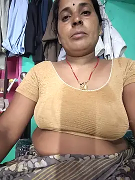 Snapshot of Reena_lodha chatting on 15, 6, 2026 Reena lodha online show from 15, 6, 2026