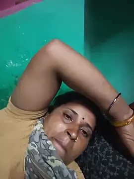 Snapshot of Reena_lodha chatting on 13, 7, 2026 Reena lodha online show from 13, 7, 2026
