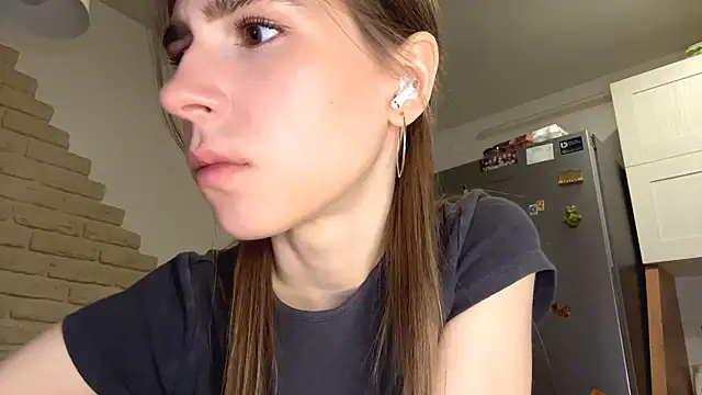 ElsieKuhlmann online show from 1, 3, 2026