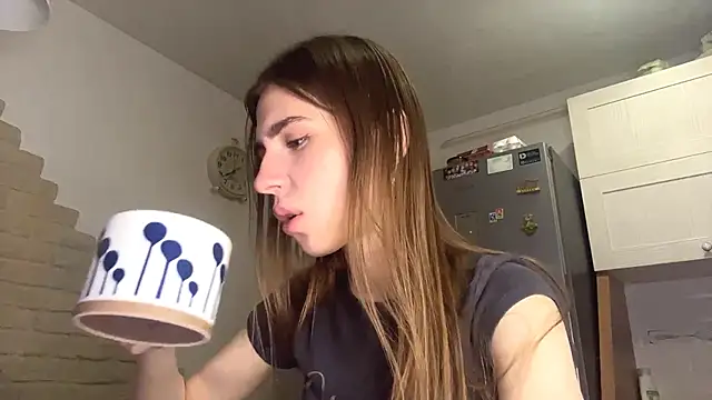 ElsieKuhlmann online show from 3, 3, 2026