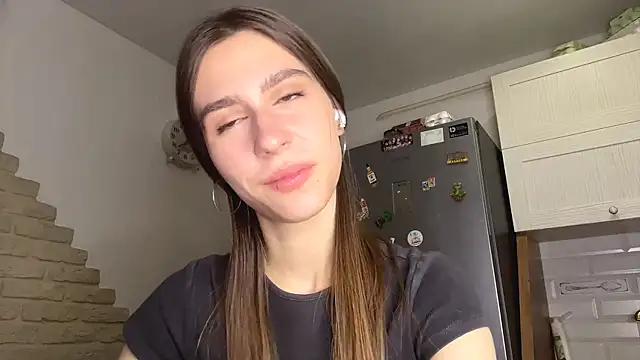 ElsieKuhlmann online show from 6, 3, 2026