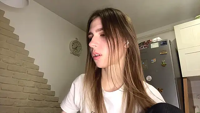 ElsieKuhlmann online show from 27, 2, 2026