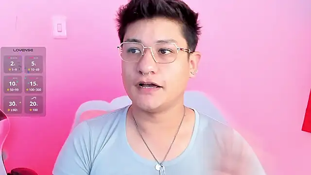 Snapshot of Theo_Rowan chatting on 14, 2, 2026 Theo Rowan online show from 14, 2, 2026