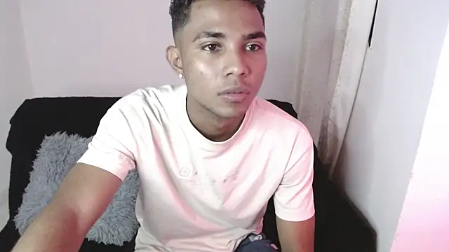 Enzo fox77 online show from 9, 1, 2026