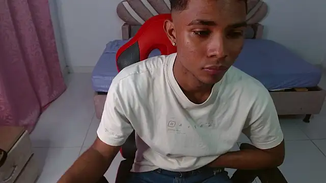 Enzo fox77 online show from 8, 1, 2026