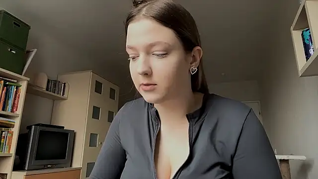 JammieMickiewicz online show from 31, 3, 2026