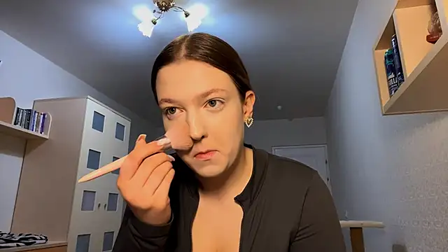 JammieMickiewicz online show from 11, 4, 2026