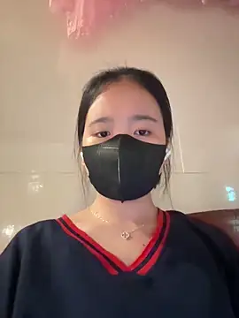 Gwen879 online show from 27, 3, 2026