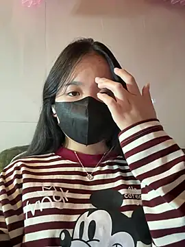 Gwen879 online show from 13, 1, 2026