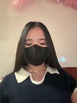 Gwen879 online show from 4, 3, 2026