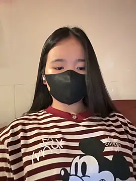 Gwen879 online show from 24, 4, 2026