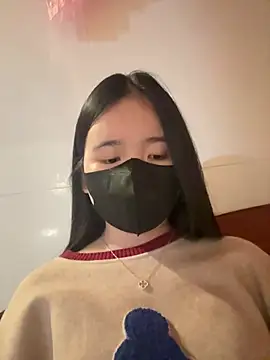 Gwen879 online show from 15, 3, 2026