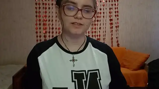 Miyabeee online show from 19, 5, 2026