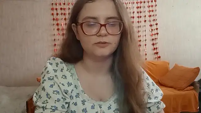 Snapshot of Miyabeee chatting on 16, 7, 2026 Miyabeee online show from 16, 7, 2026