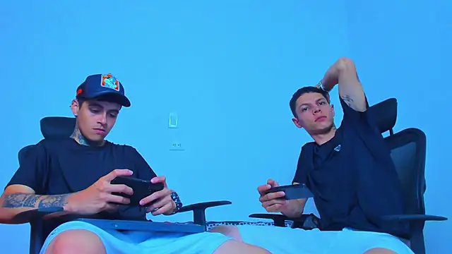 Thomas-Wil online show from 5, 4, 2026