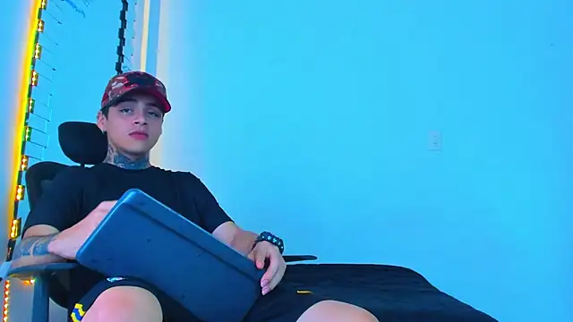 Thomas-Wil online show from 27, 2, 2026