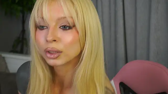 LanaReals online show from 22, 3, 2026