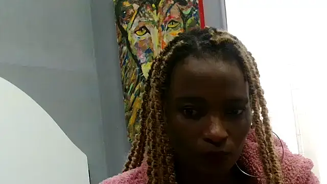 Snapshot of TallDivaNoir chatting on 7, 7, 2026 TallDivaNoir online show from 7, 7, 2026