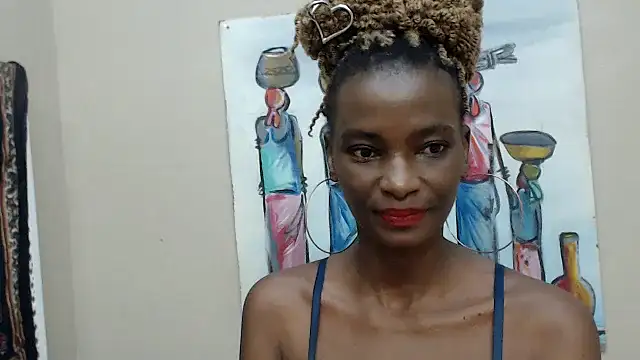 Snapshot of TallDivaNoir chatting on 2, 7, 2026 TallDivaNoir online show from 2, 7, 2026