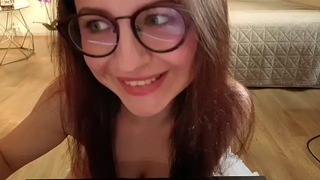 Satin Sin online show from 21, 6, 2026