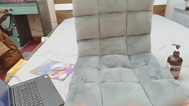 Bee bee1 online show from 1, 2, 2026