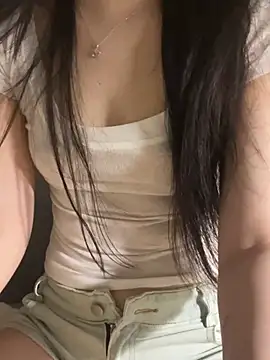 Linaa sexxy online show from 12, 6, 2026